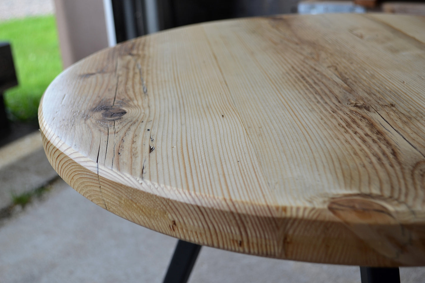 Round Coffee Table
