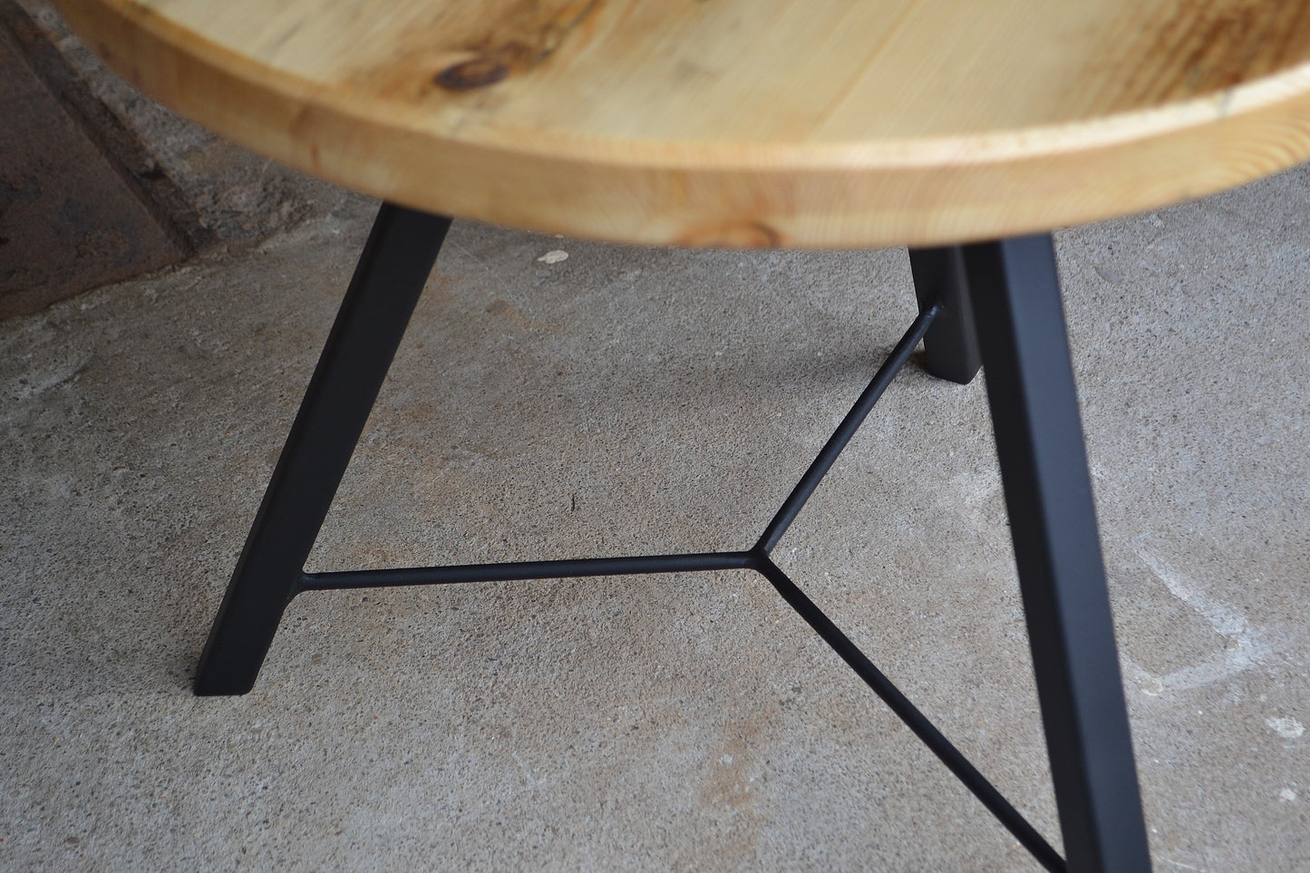 Round Coffee Table