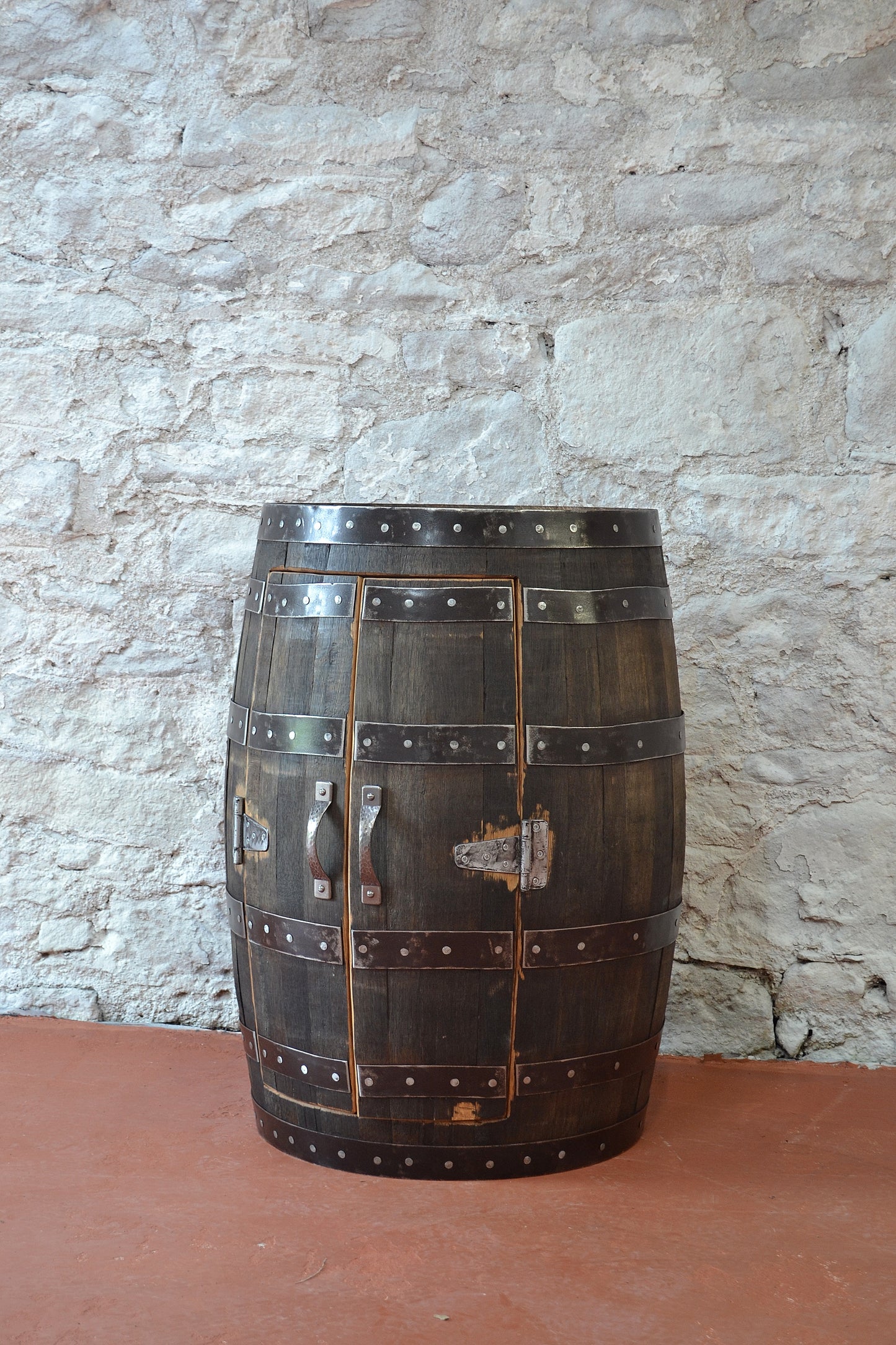 Whisky Barrel Drinks Cabinet with Shelf & Bottle Rack