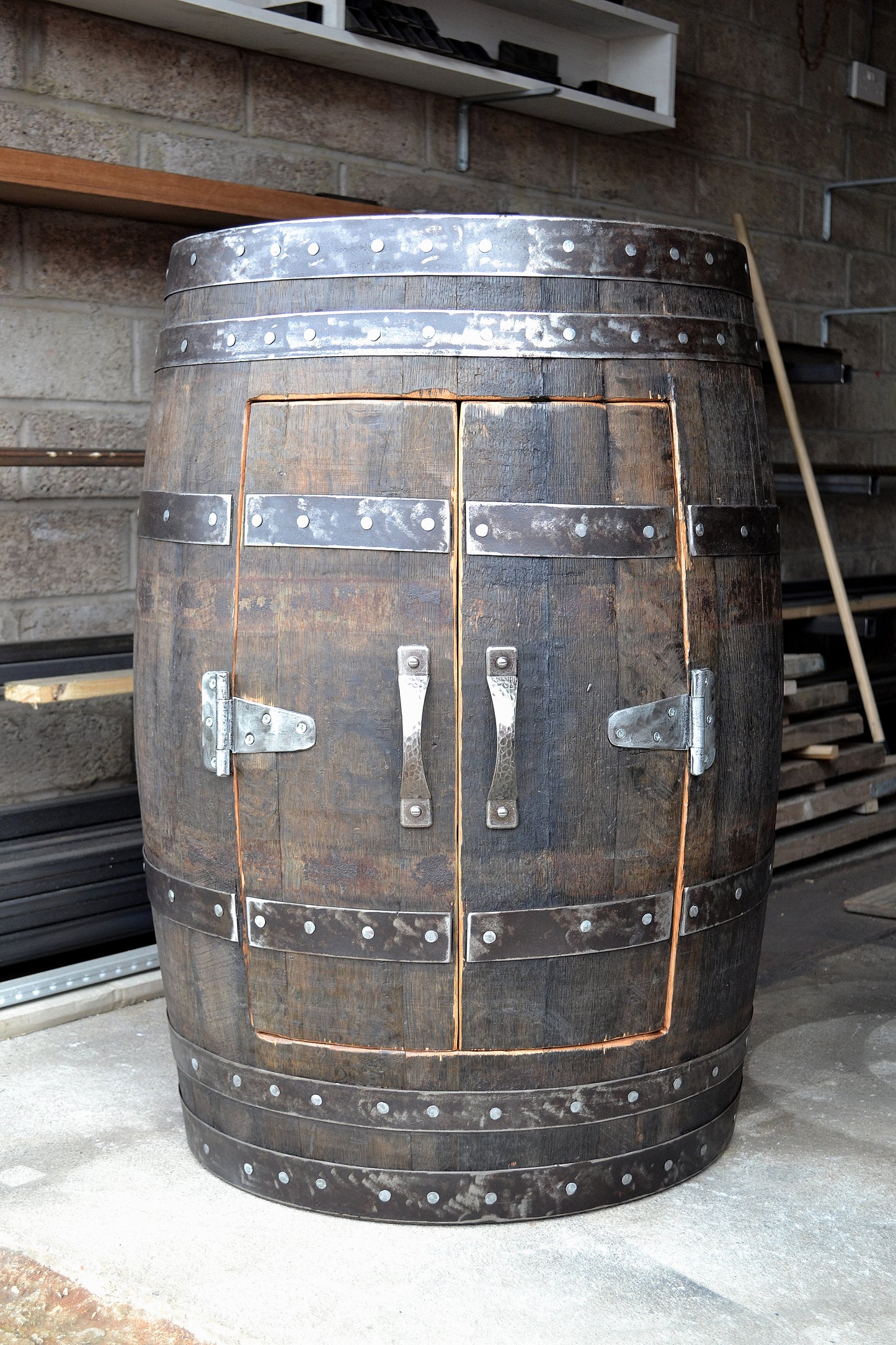 Whisky Barrel Drinks Cabinet with Bottle Rack